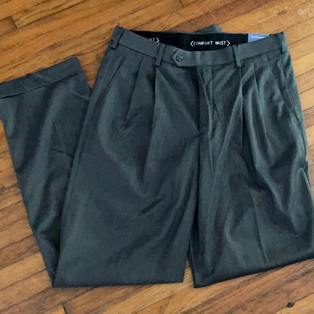 Croft and Barrow slacks 33x32